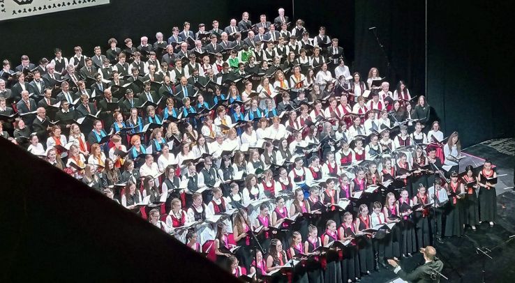 A Kecskeméti Református Általános Iskola Sola Fide Kórusa az Operaházban énekelt