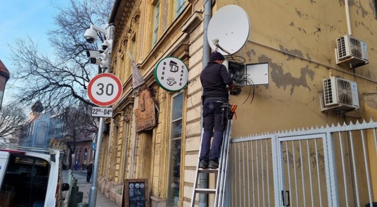 A szabálysértőket és a gyorsulási versenyek résztvevőit figyeli az új kamerarendszer Kecskeméten