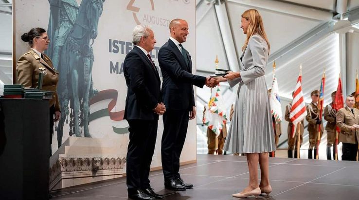 Állami kitüntetésben részesült Ivkovicné Béres Tímea