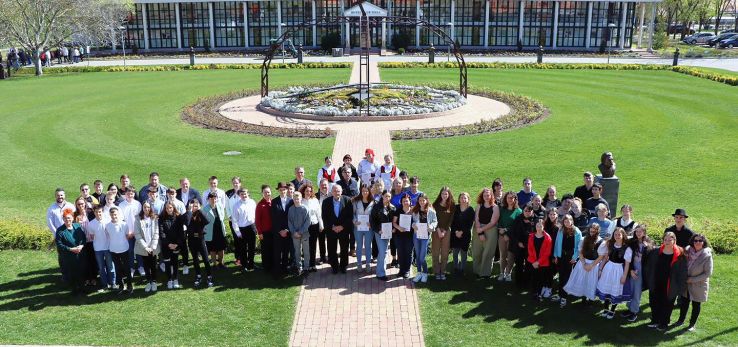 Nyolcadik osztályosok hungarikum vetélkedője Lakiteleken