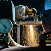 Megkezdődött a XXI. Kecskeméti Acélszobrászati és Képzőművészeti Szimpozion, nemzetközi alkotótábor