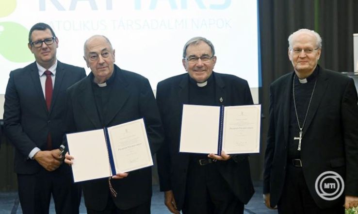 Ruppert József és Farkas István piarista szerzetesek kapták idén a Fraknói Vilmos-díjat