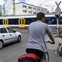 Pályázatot írtak ki középiskolásoknak a vasúti átjárós balesetek megelőzése érdekében