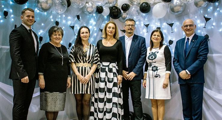 Alapítványi bált rendeztek a Lánchíd utcai iskolában