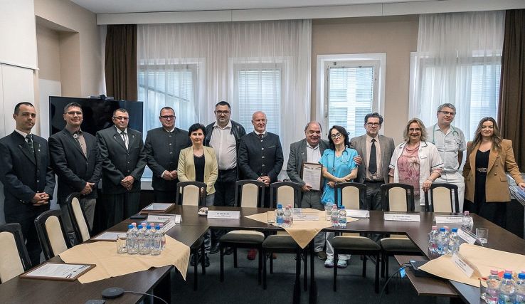 Átadták a decemberi Jótékonysági Vadászat adományát a kecskeméti kórházban