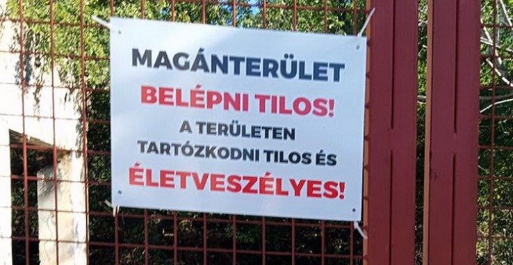 Lezárták a hajléktalanok homokbányai tanyáját