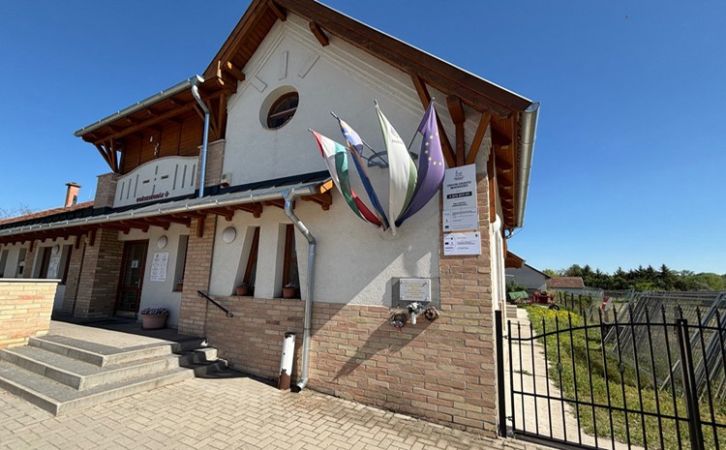 Leader fejlesztést valósított meg a GÁL MEDICINA Egészségügyi és Szolgáltató Bt. Ballószögön