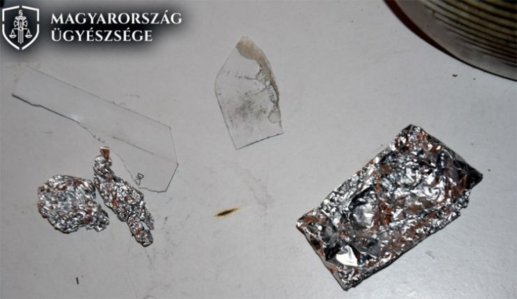 Dílernek állt a munkanélküli keceli nő