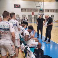 Áldozatokat szedett a "barátságos" meccs