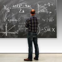 A nyugállományba vonuló pedagógusok is kapnak fizetésemelést