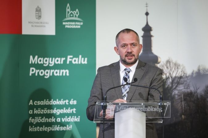 Gyopáros Alpár: a falvak a jövőnk