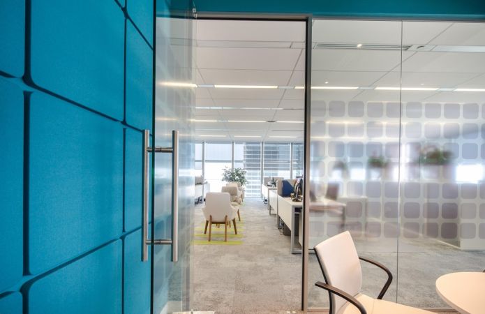 Hogyan teremtsünk ideális irodai világítást?