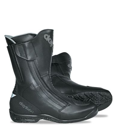 Védd a lábad motorozás közben!