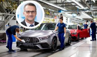 A Mercedes gyár újabb bővítéséről tett fel kérdést dr. Szeberényi Gyula Tamás a Parlamentben