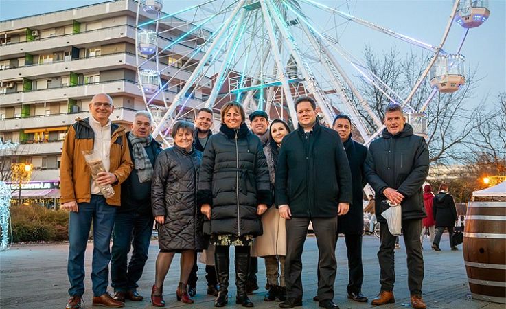 Karácsonyi Vásárban jártak a kecskeméti önkormányzati képviselők