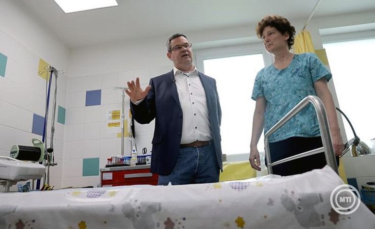 A kormány elkötelezett az egészségügyi infrastruktúra fejlesztése mellett