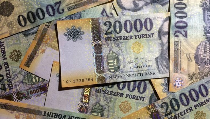 Három pénzmosási ügyben fejezték be a nyomozást a rendőrök