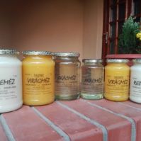 Az öntapadós címkék a méhészeti termékekről sem hiányozhatnak