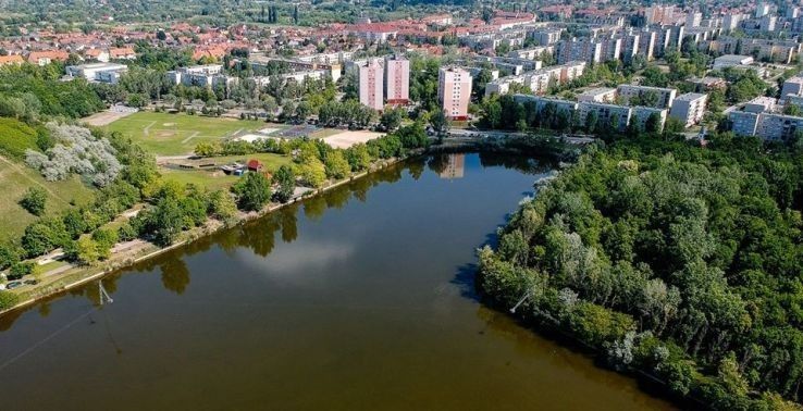 A szabadidőközpont nyitvatartása a március 15-i hosszú hétvégén
