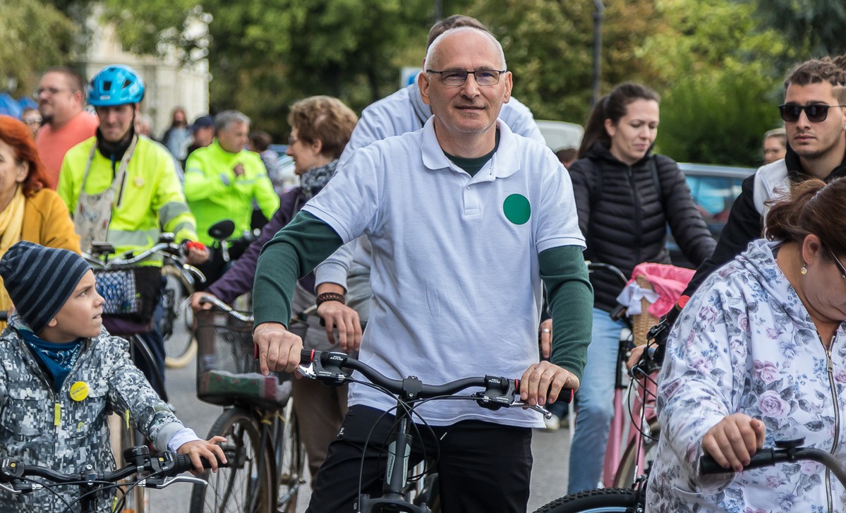Kerékpáros felvonulást rendeztek Kecskeméten az Európai Autómentes Napon