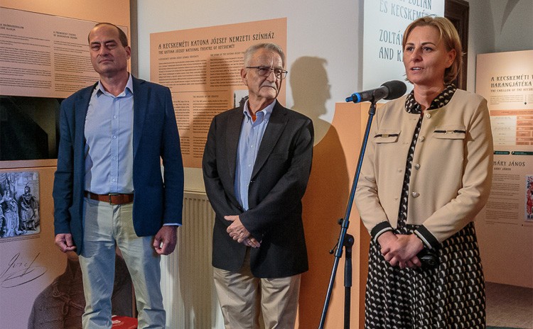 Amerikából érkezett ajándék: Kodály-portrét avattak Kecskeméten
