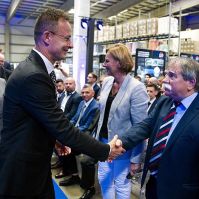 Szijjártó Péter Szentkirályon: a Pepsi gyártása hazatér Magyarországra
