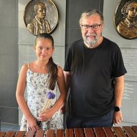 A zene gyógyító ereje: ismét felcsendültek a dallamok a kecskeméti kórházban