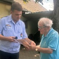 Személyesen köszöntötte volt kollégáját a Bács-Kiskun Vármegyei Rendőr-főkapitányság vezetője