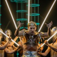 A Bajazzók különös világa és Spartacus megrendítő története a kecskeméti teátrum színpadán