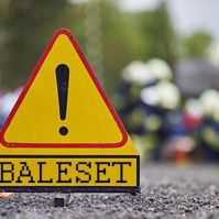 Súlyos baleset Izsák és Páhi között: Árokba borult egy kisbusz