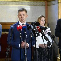 Magyar Péter az uniós pénzekről tárgyalt az Európai Bizottság vezetőivel