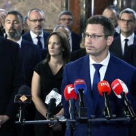 Gulyás Gergely lemond Fidesz frakcióvezetői posztjáról, a Fidesz és a KDNP bojkottálta az Országgyűlés hétfői ülését