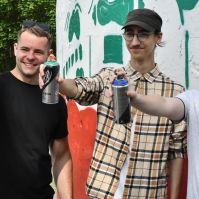 A graffiti verseny nyertes pályaművei kerültek a Széchenyivárosi graffiti falra