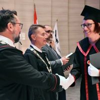 Ünnepélyes keretek között adták át az MBA diplomákat a Neumann János Egyetemen