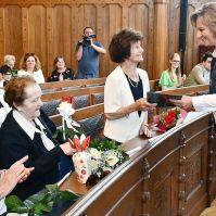 Díszdiplomás pedagógusokat köszöntöttek a Városházán