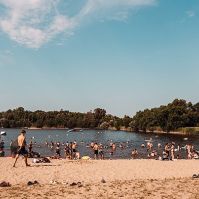 Közlemény: Megújul a Domb Beach – új lendületet kap a város ikonikus strandja
