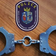 Kecskeméti rendőrnek adták ki magukat a rablók