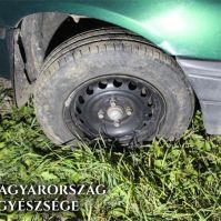 Defekt állította meg az eltiltás alatt autókat meglovasító ittas sofőrt