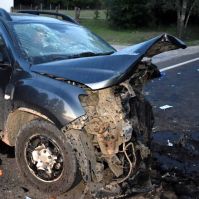 Frontális karambolt okozott a drogos sofőr