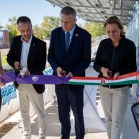 Fedett lett a Széktói Stadion lelátója – Átadták a megújult B lelátót