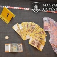 Vevőik érdekében összefogtak a kábítószer kereskedők