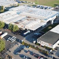 Három kecskeméti cég fogadott látogatókat idén a Modern Gyárak Éjszakáján