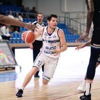 Szombaton Oroszlányban folytatódik a pontvadászat