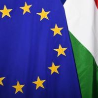 Magyar Péter szerdán Brüsszelben egyeztet az uniós források hazahozataláról