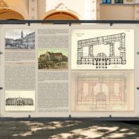 A főtéri tablókiállítás meghosszabbítva: november 23-ig látható a tárlat