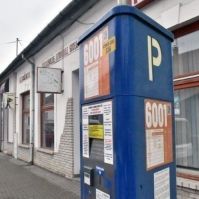 Hol parkoljunk, a lezárt kecskeméti parkoló helyett?