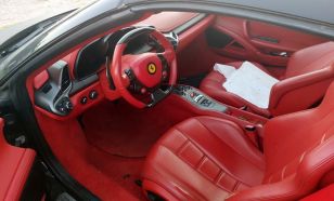 Körözött Ferrari Spidert „fogtak” a határ közelében