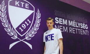 Horváth András profi szerződést kapott