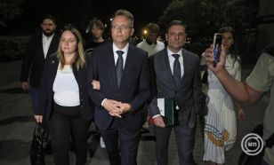 Őrizetbe vették Hankó Balázst, majd Kecskemétre szállították a politikust