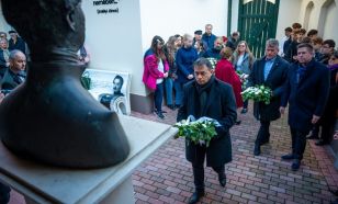 Méltó Tisztelgés: Katona József Születésének Évfordulóján Emlékeztek Kecskeméten